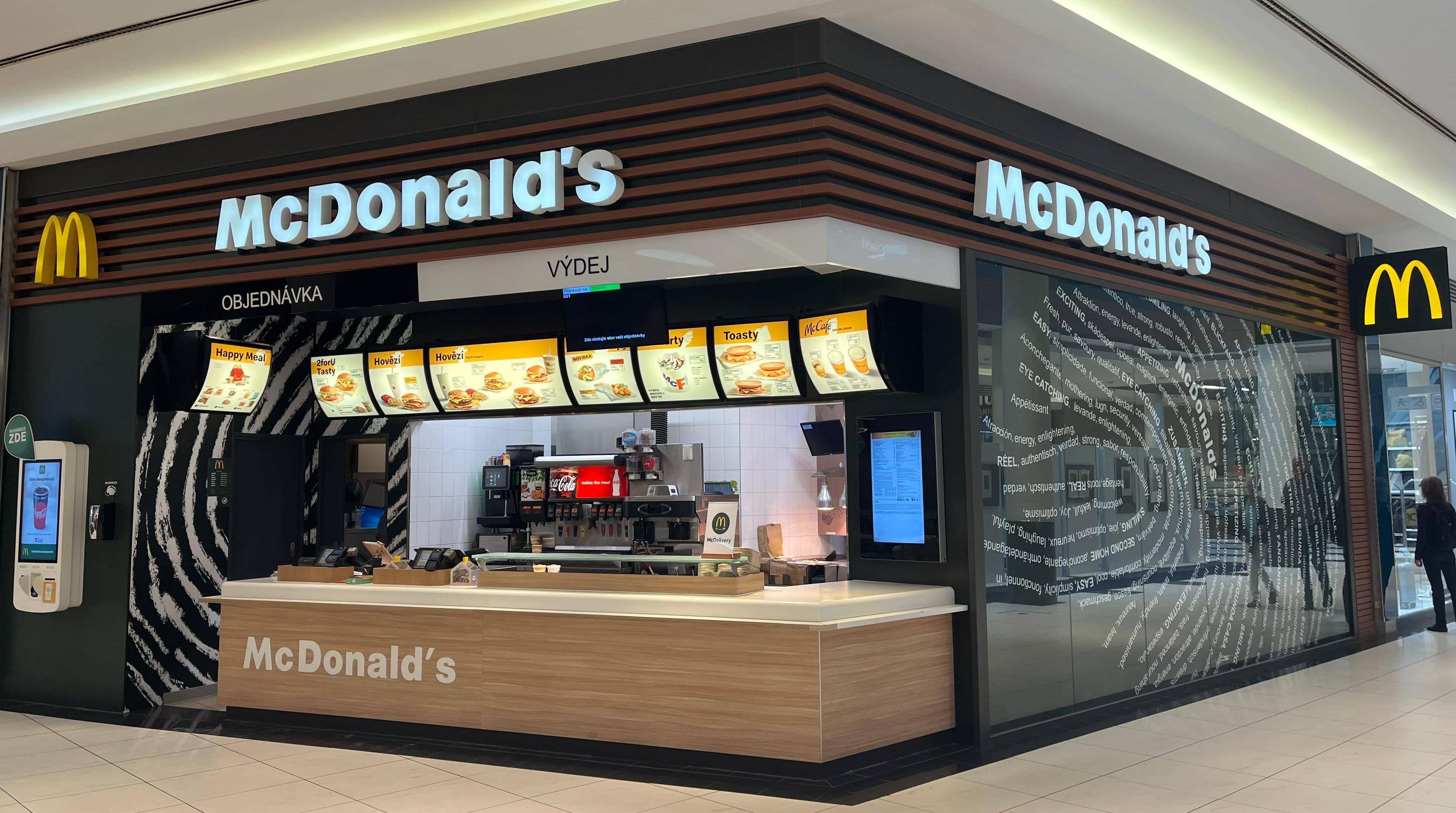 McDonald´s | obchodní centrum Europark